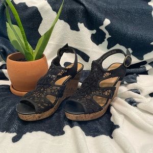 American Eagle Black Lace/Cork Wedge Heels